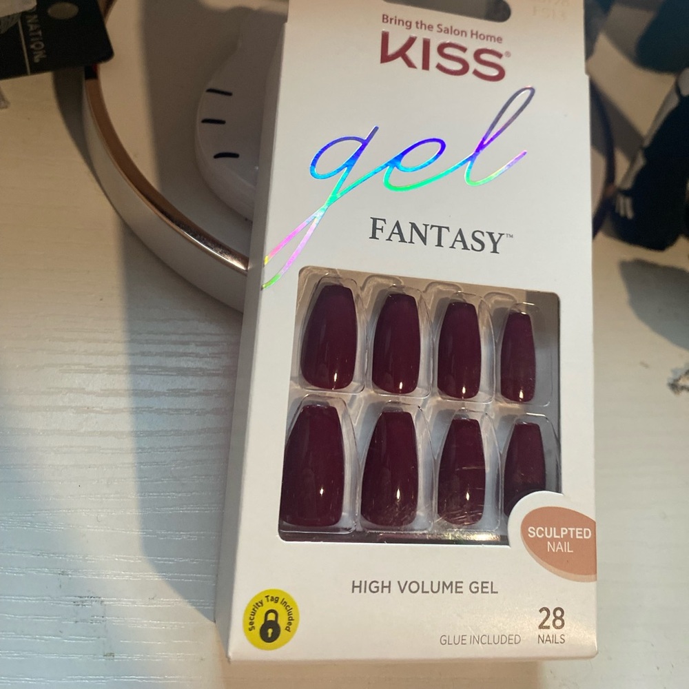Kiss nails - Picture 4 of 9